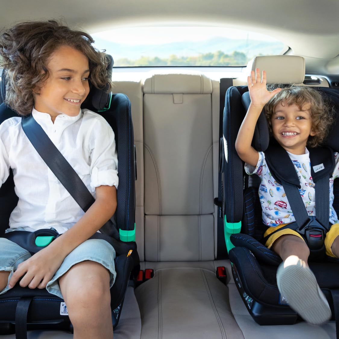 chicco-myseat-autositz-black-76-150-cm-isofix-i-size image 2