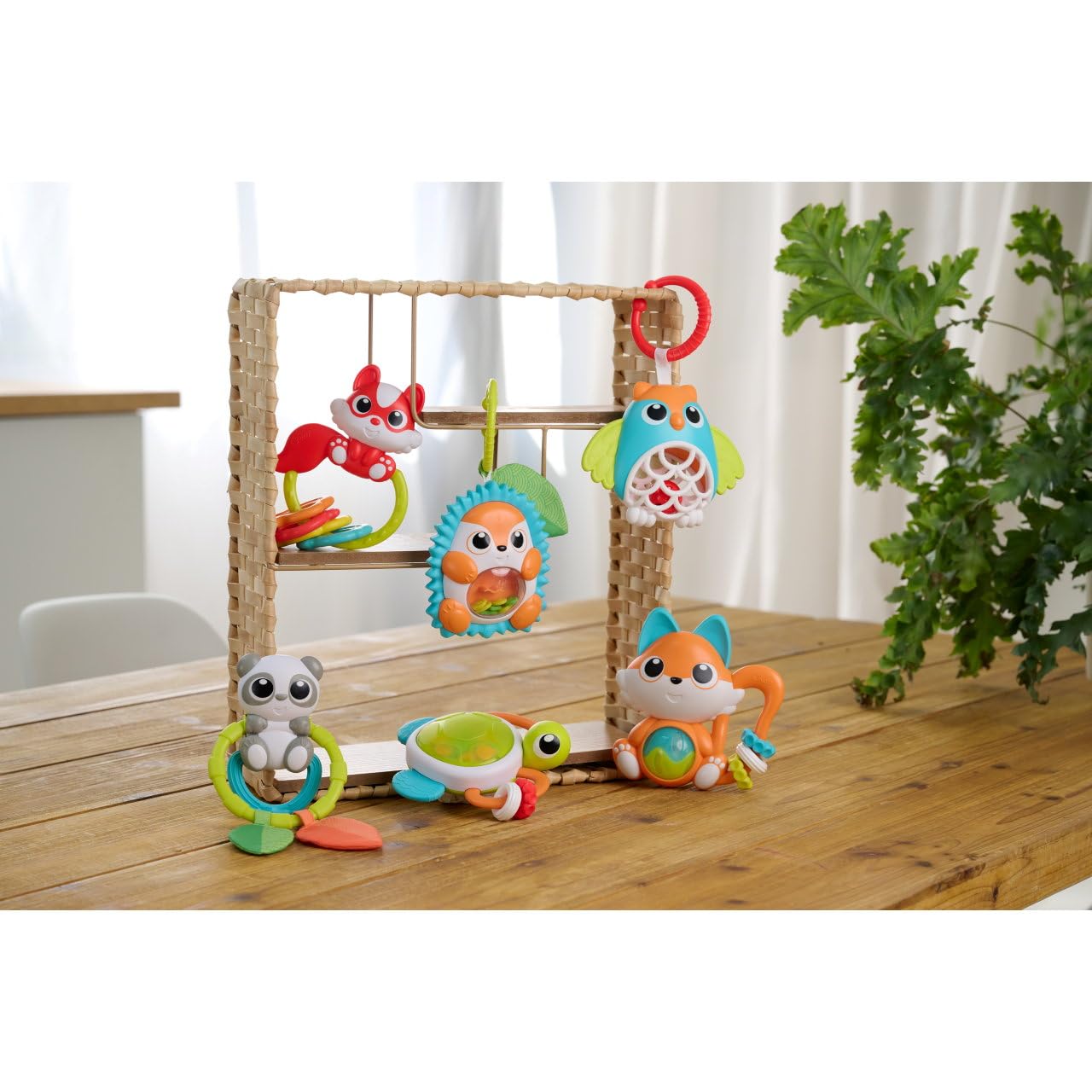 chicco-igel-rassel-kinderwagen-greifling-texturen image 5